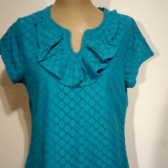 Isaac Mizrahi Knit Lace Top with Ruffle Neck - the color is teal - Picture 1 of 6